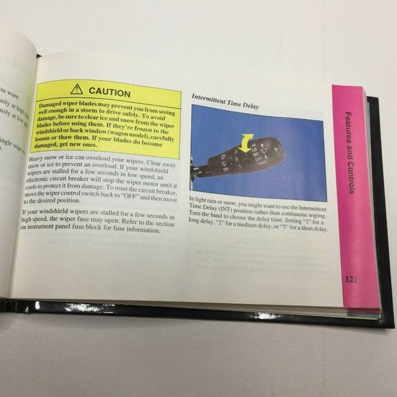 Saturn 2000 S-Series Owners Handbook Manual Maintenance Schedule Book Set - Picture 6 of 12